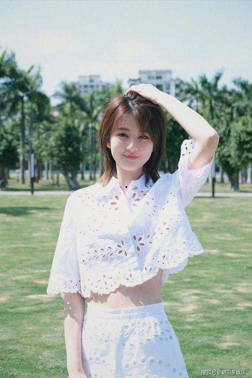 娱乐吃瓜妹闫妮小说免费阅读,娱乐圈的瓜田秘闻,免费阅读大揭秘