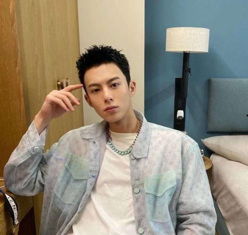 王鹤棣在娱乐圈吃瓜的外号